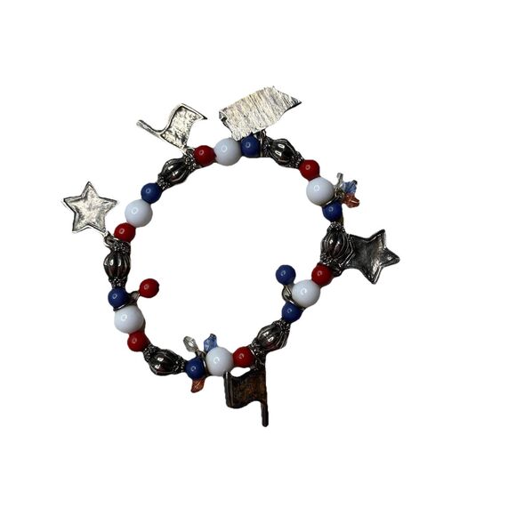 Vintage Patriotic Stretch Charm Bracelet Red White Blue Stars & Stripes Flags - Picture 4 of 6